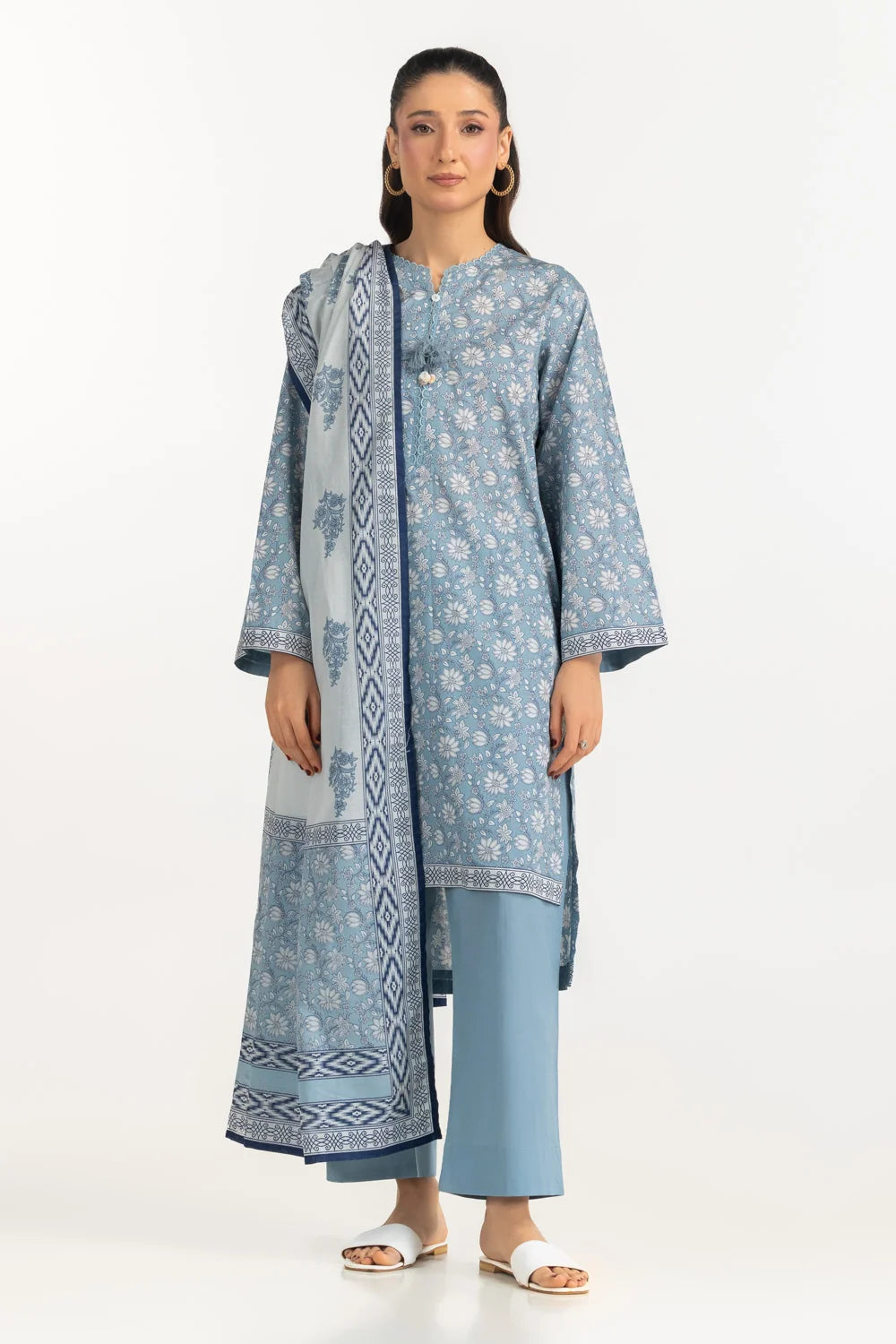 3 Piece - Printed Lawn Suit | Powder Blue Floral
