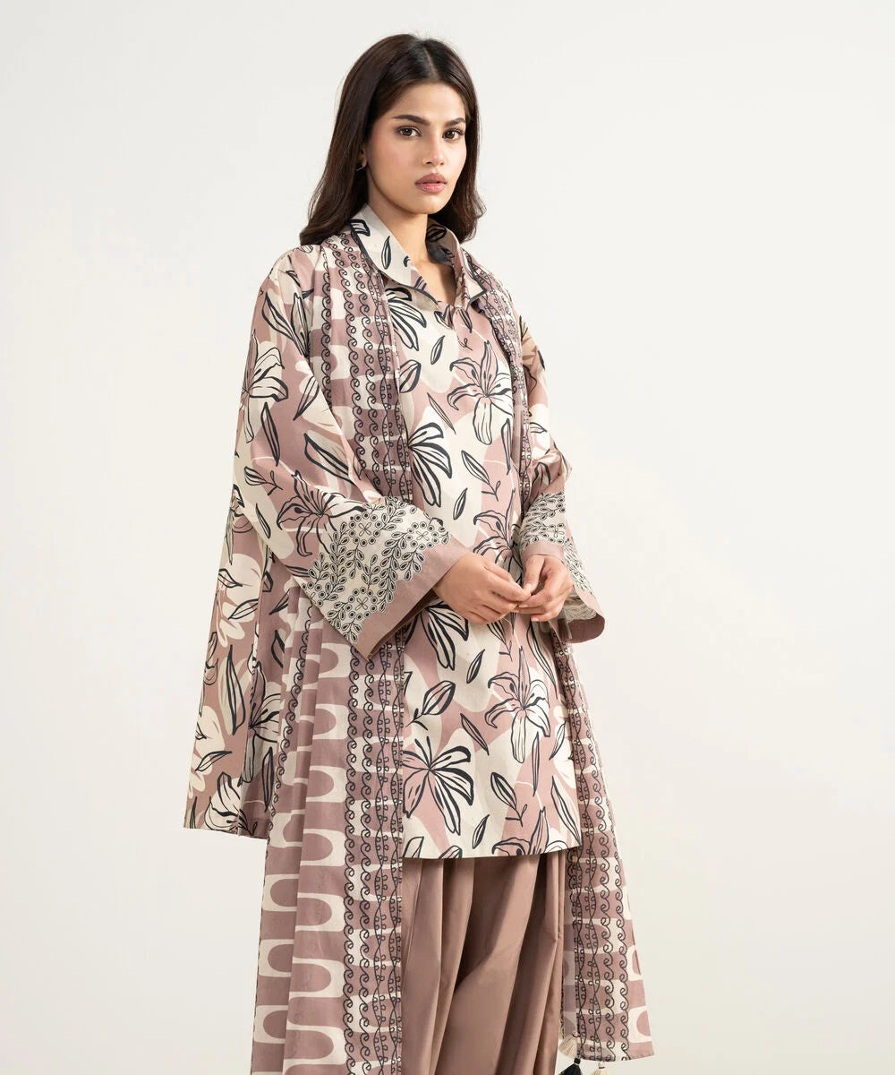 Rosy Garden 3 Piece Lawn Suit